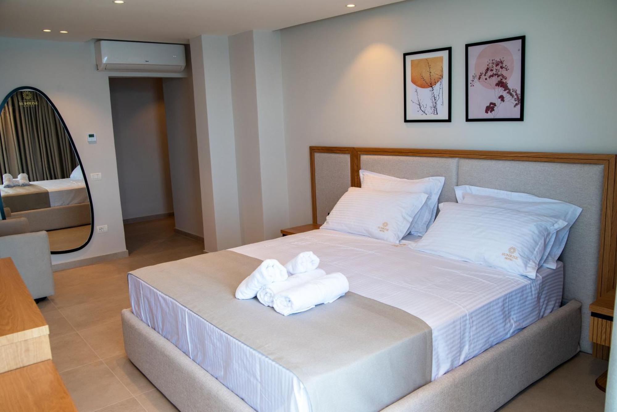 Sunrise Hotel 4*