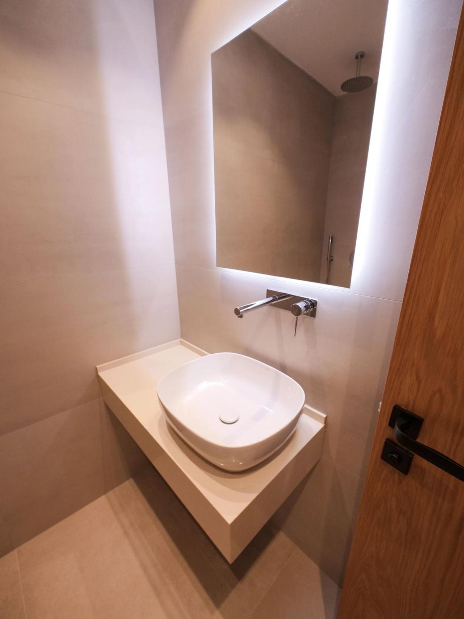 Hotel Sunrise Qeparo
